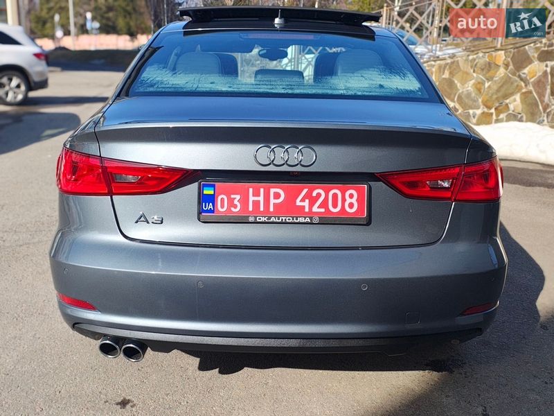 Седан Audi A3 2015 в Ровно