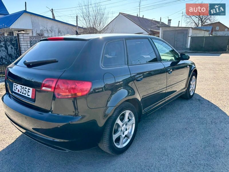 Хэтчбек Audi A3 2004 в Староконстантинове