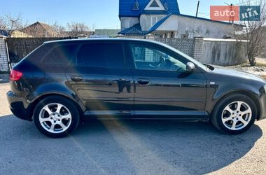 Хэтчбек Audi A3 2004 в Староконстантинове