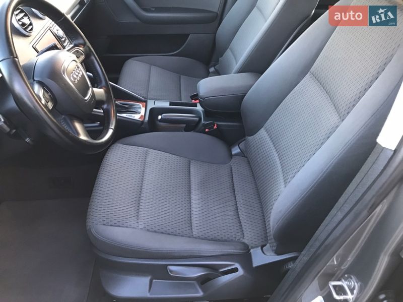 Хетчбек Audi A3 2013 в Чернівцях