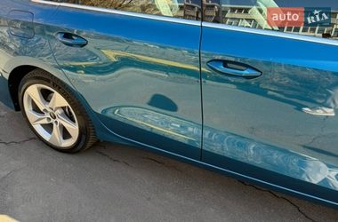 Седан Audi A3 2022 в Киеве