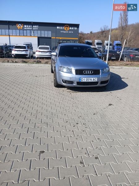 Хэтчбек Audi A3 2004 в Мукачево