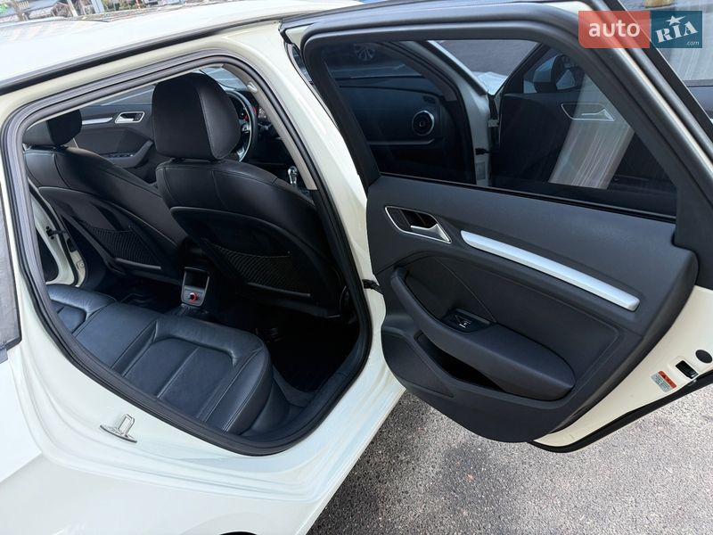 Хэтчбек Audi A3 2014 в Одессе