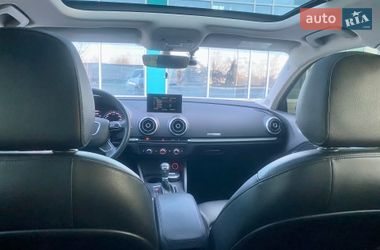 Седан Audi A3 2016 в Дніпрі