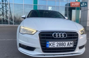 Седан Audi A3 2016 в Дніпрі