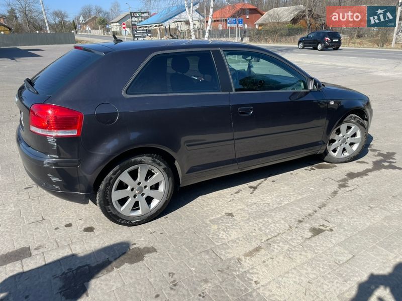Хэтчбек Audi A3 2003 в Долине