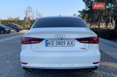 Седан Audi A3 2018 в Днепре
