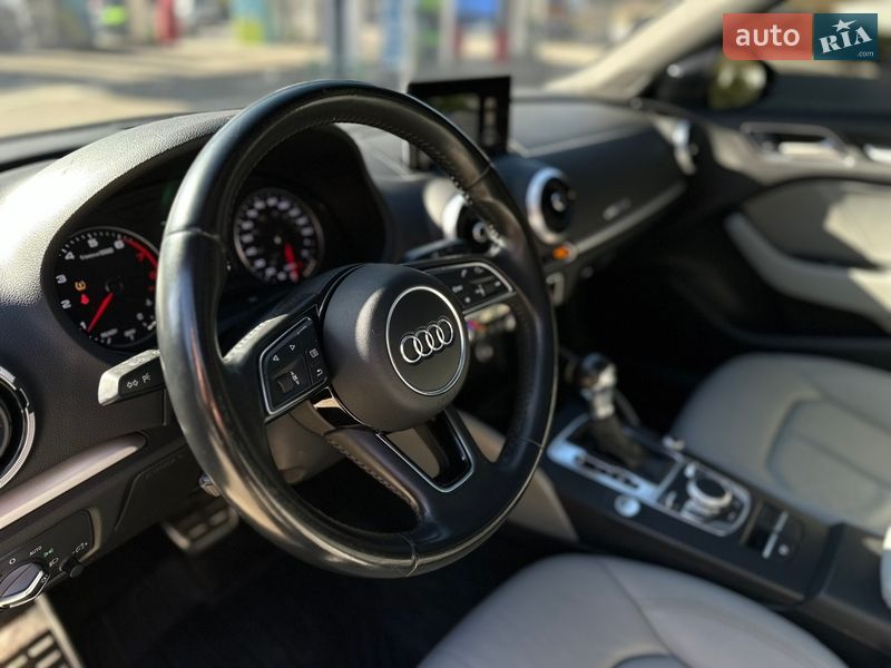 Седан Audi A3 2017 в Полтаве