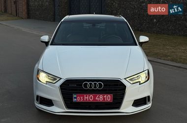 Седан Audi A3 2017 в Луцке