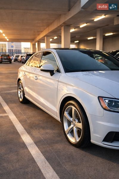 Седан Audi A3 2014 в Дубровице