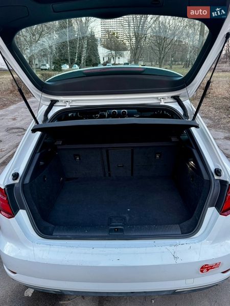 Хетчбек Audi A3 2016 в Києві фото 33 Хетчбек Audi A3 2016 в Києві