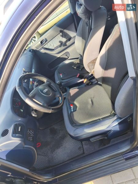 Хэтчбек Audi A3 2001 в Славуте