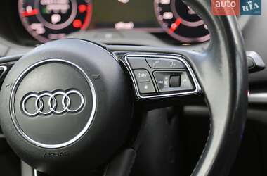 Седан Audi A3 2017 в Киеве
