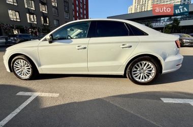 Седан Audi A3 2016 в Киеве