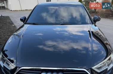 Седан Audi A3 2017 в Ирпене
