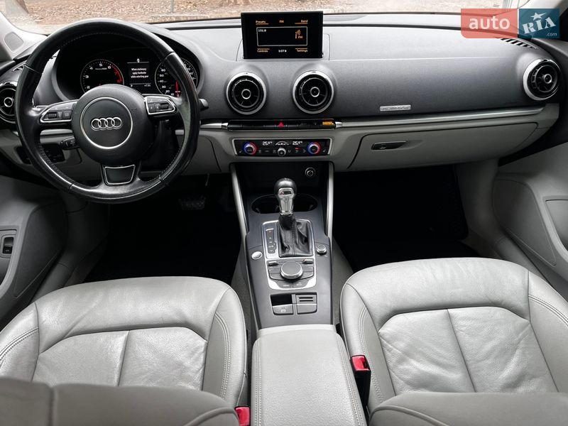 Седан Audi A3 2014 в Одессе
