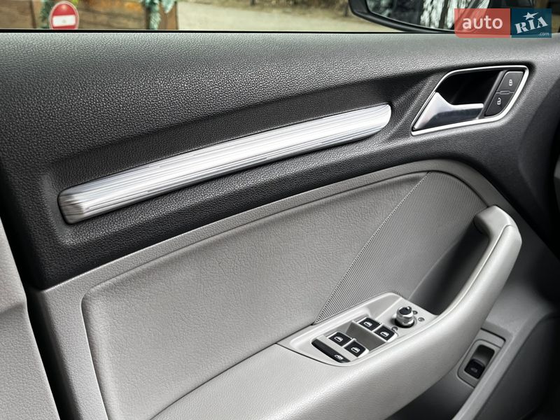 Седан Audi A3 2014 в Одессе