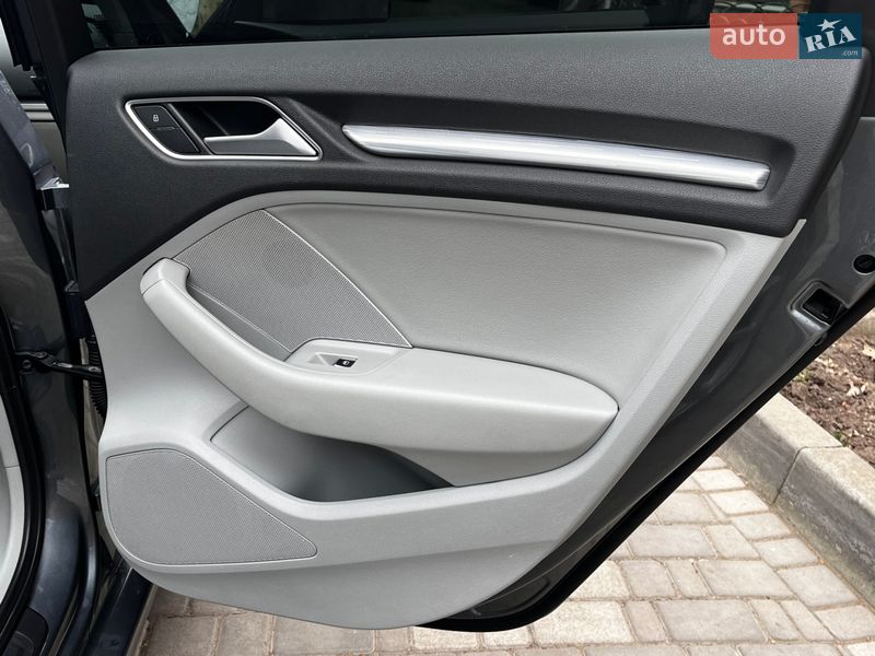Седан Audi A3 2014 в Одессе