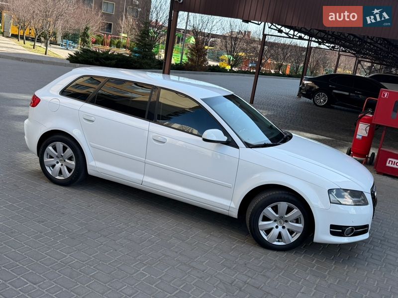 2013 Audi A3, VIN WAUZZZ8P5DA073001:plate — фото 1 (autoria)