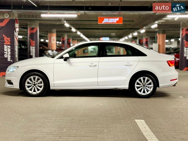 Седан Audi A3 2015 в Києві фото 4 Седан Audi A3 2015 в Києві
