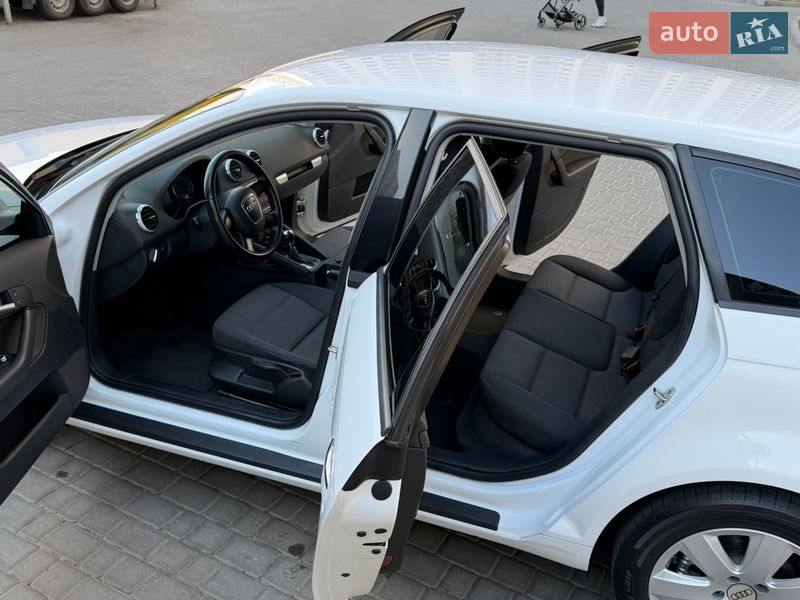 Хэтчбек Audi A3 2013 в Одессе
