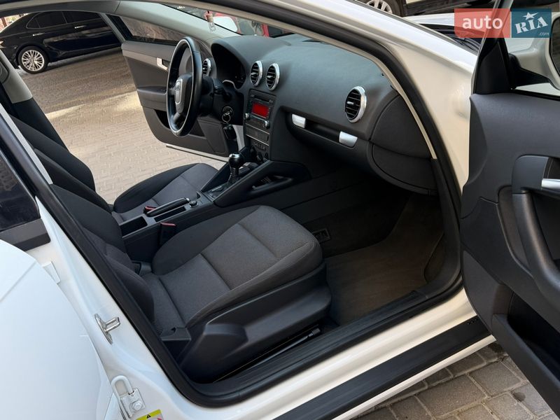 Хэтчбек Audi A3 2013 в Одессе