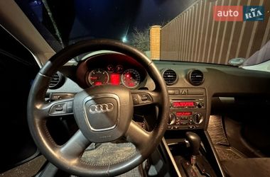 Хэтчбек Audi A3 2004 в Коростене