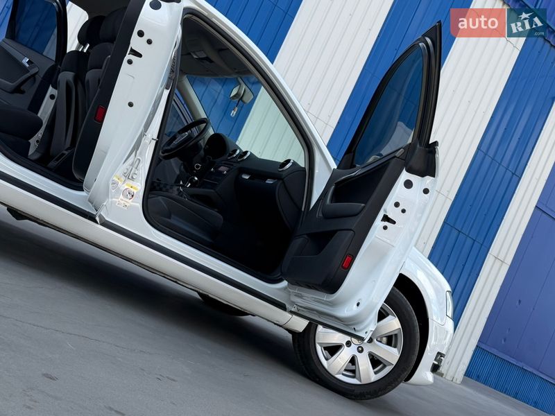 Хэтчбек Audi A3 2013 в Одессе