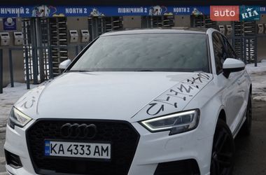 Седан Audi A3 2018 в Киеве