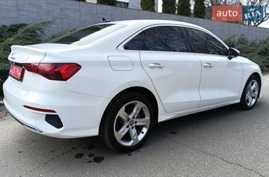 Седан Audi A3 2021 в Гатном