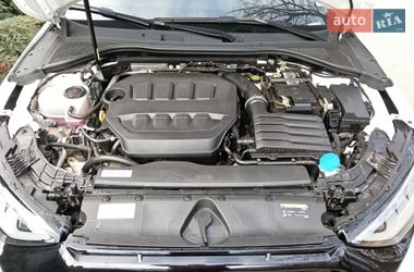 Седан Audi A3 2021 в Гатном