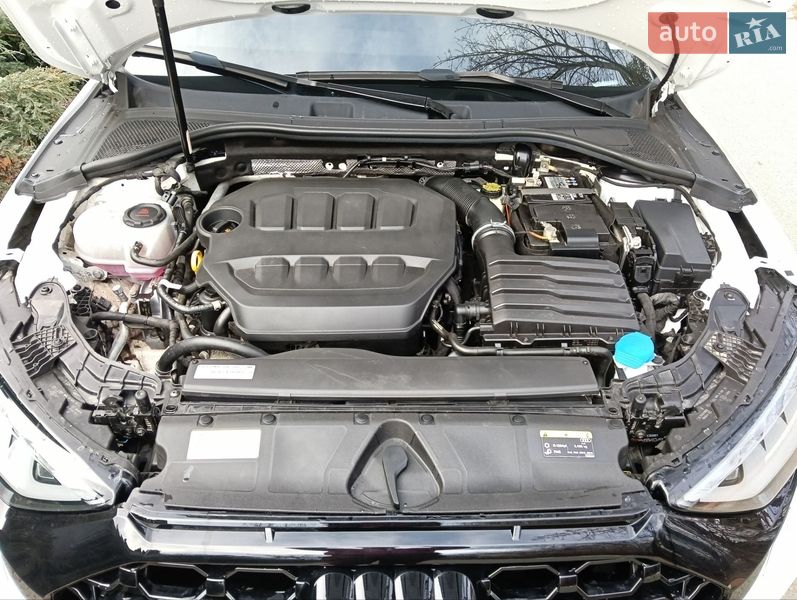 Седан Audi A3 2021 в Гатном