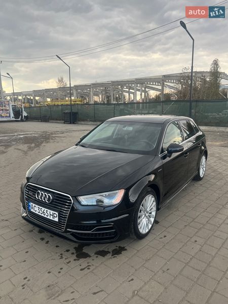 Хетчбек Audi A3 2016 в Луцьку