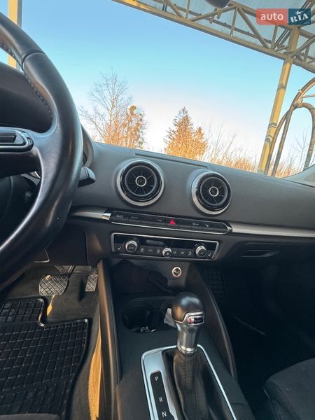 Хетчбек Audi A3 2016 в Полтаві фото 15 Хетчбек Audi A3 2016 в Полтаві