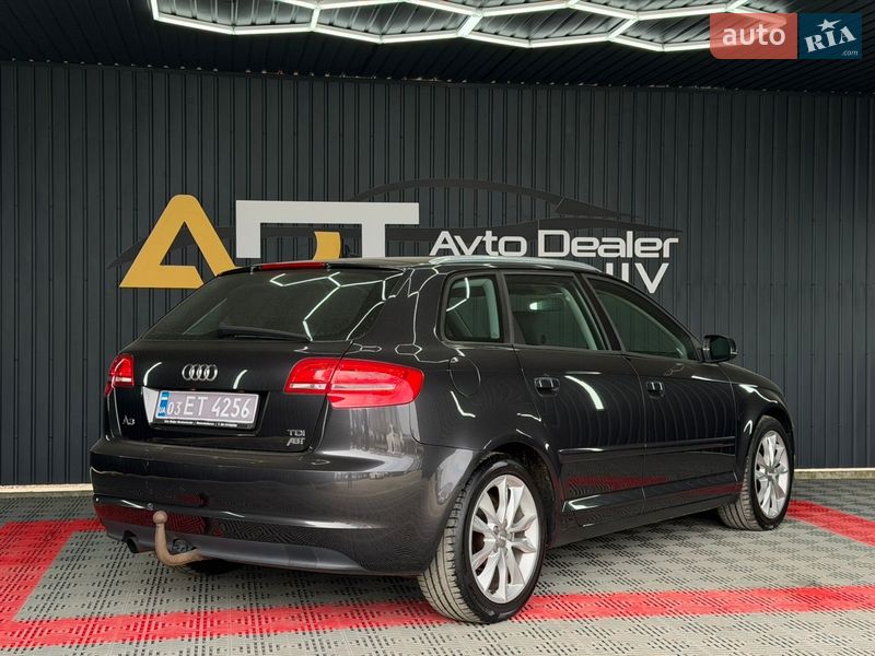 Хэтчбек Audi A3 2012 в Тячеве