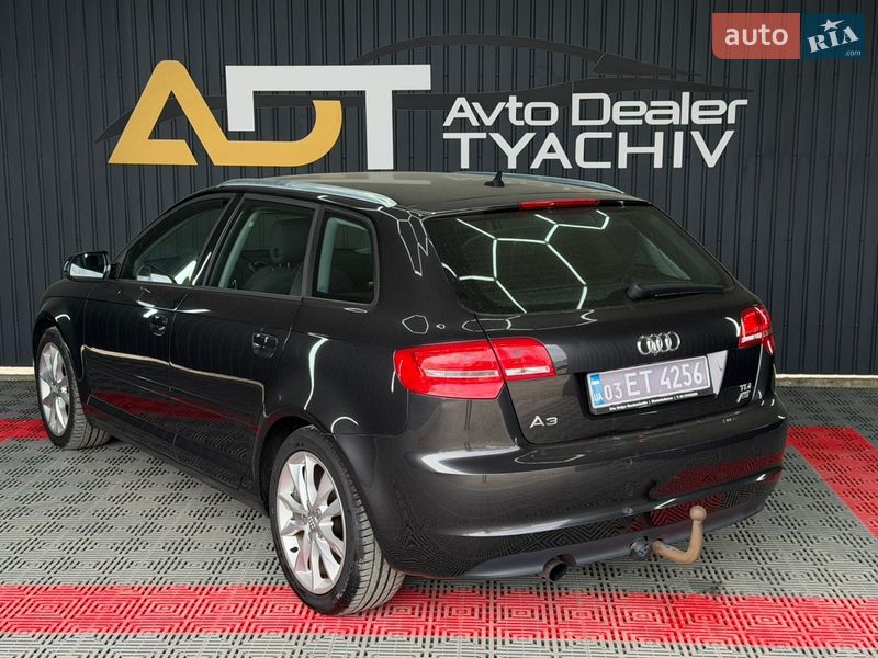 Хэтчбек Audi A3 2012 в Тячеве