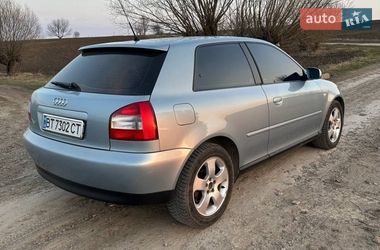 Хетчбек Audi A3 2002 в Чорткові