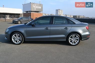 Седан Audi A3 2015 в Киеве