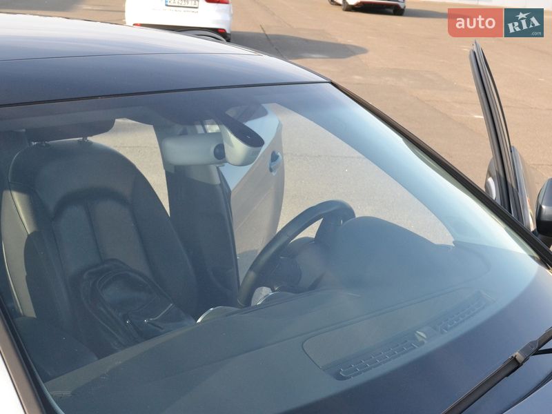 Седан Audi A3 2015 в Киеве