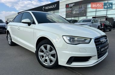 Седан Audi A3 2014 в Києві