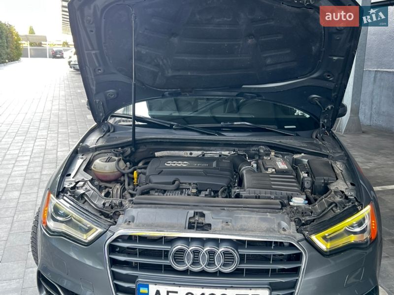Седан Audi A3 2014 в Дніпрі