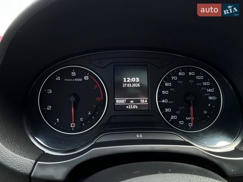 Седан Audi A3 2015 в Киеве