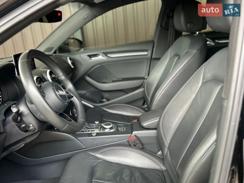 Хетчбек Audi A3 2017 в Києві фото 23 Хетчбек Audi A3 2017 в Києві