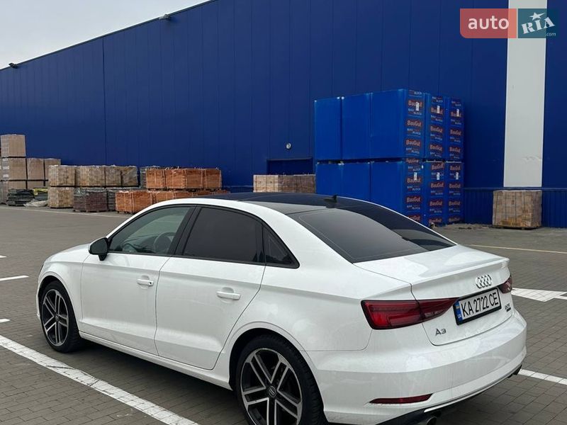Седан Audi A3 2018 в Киеве фото 3 Седан Audi A3 2018 в Киеве