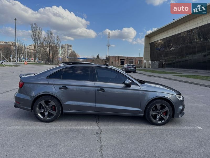 Седан Audi A3 2017 в Запоріжжі фото 5 Седан Audi A3 2017 в Запоріжжі