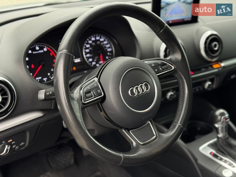 Седан Audi A3 2015 в Умани