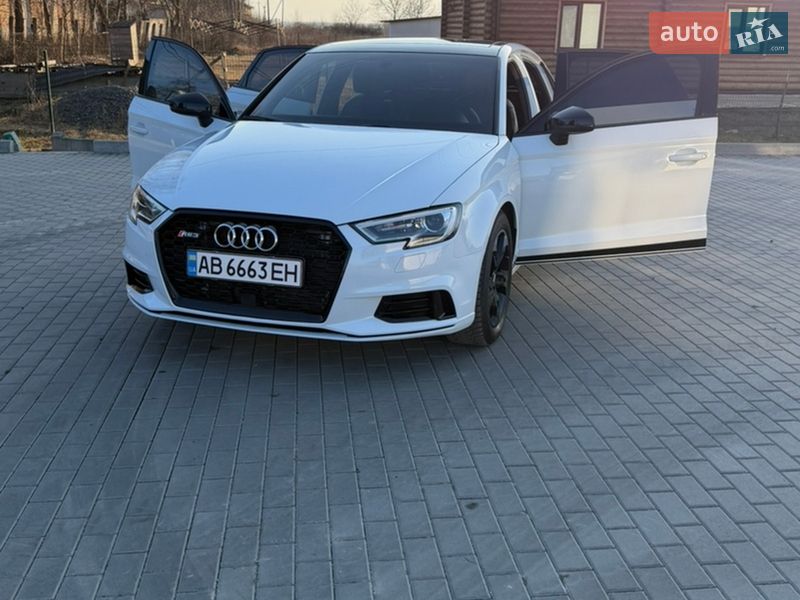 Седан Audi A3 2016 в Бершади