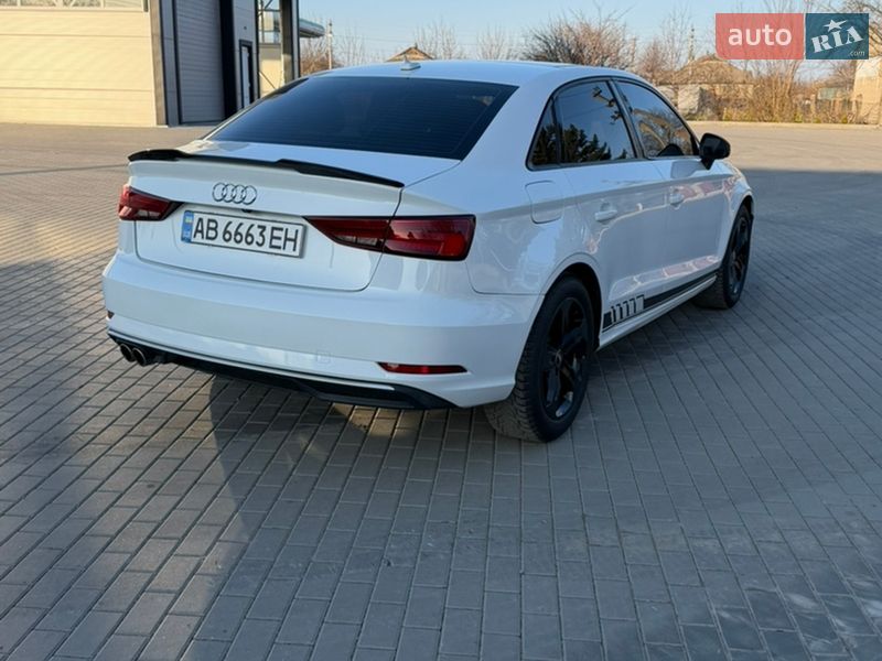 Седан Audi A3 2016 в Бершади