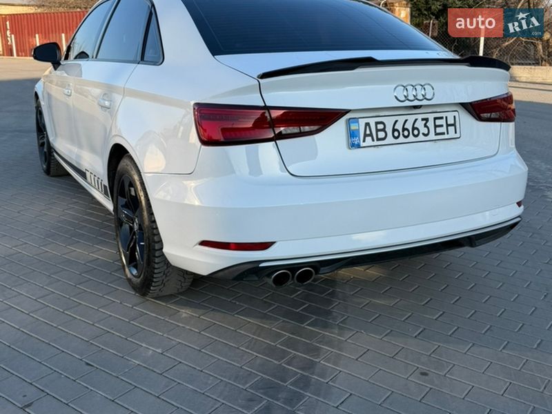 Седан Audi A3 2016 в Бершади