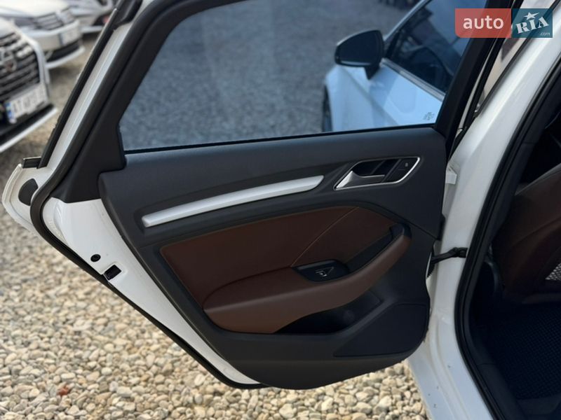 Седан Audi A3 2016 в Івано-Франківську